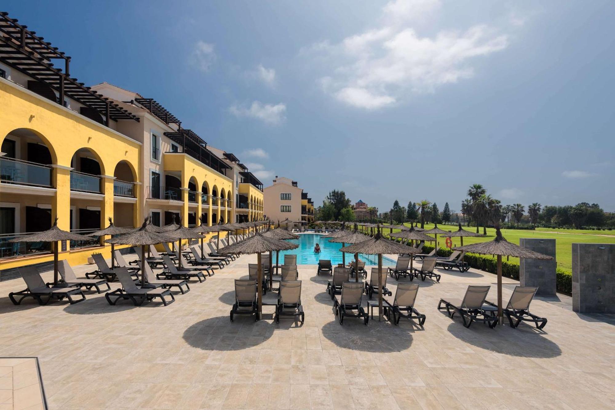 Barcelo Costa Ballena Golf & Spa Hotel Exterior photo