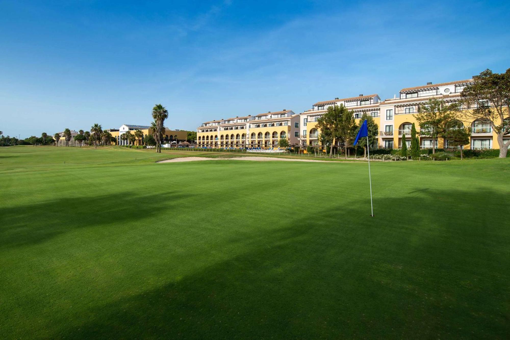 Barcelo Costa Ballena Golf & Spa Hotel Exterior photo