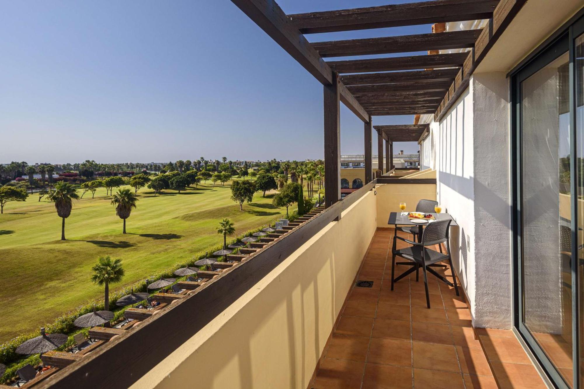 Barcelo Costa Ballena Golf & Spa Hotel Exterior photo